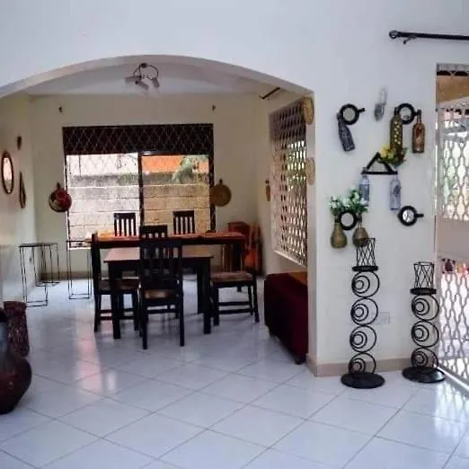 Naalya Motel location